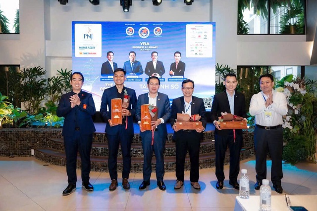 hinh-2-7-1748329918190742590236 YBA Business & Library số 07: Chia sẻ chiến lược, kết nối đầu tư - Ảnh 2.